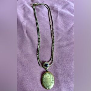 Goldette NY signed locket necklace *Vintage*